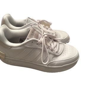 Adidas Postmove SE gym shoes